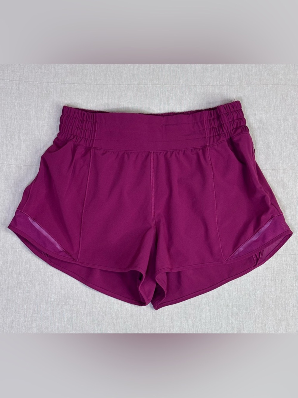 Lululemon Berry Magenta Run Shorts Size 6 Athletic Lightweight Activewear